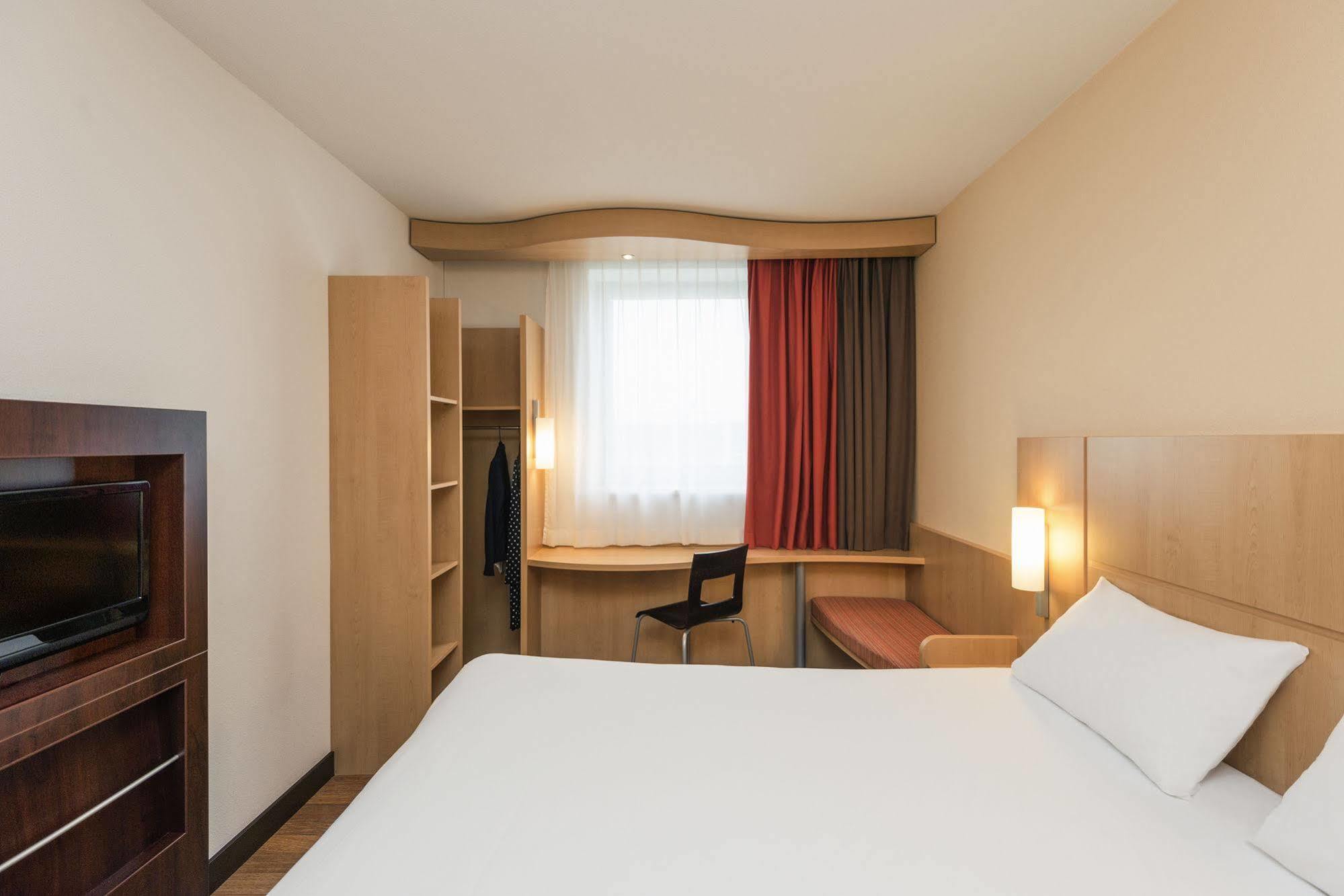 ไอบิส เอช เบลฟาล Hotel ภายนอก รูปภาพ